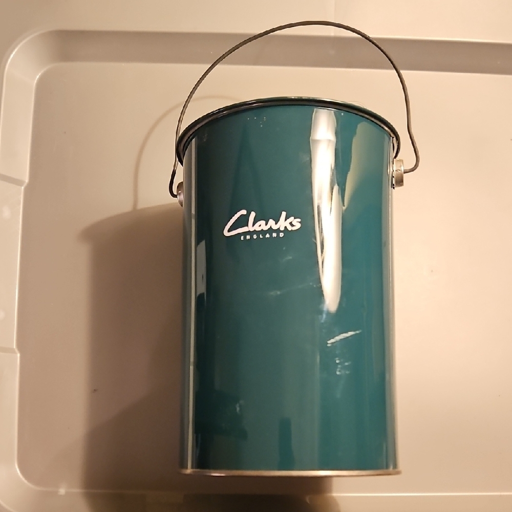Clarks Signature Green Metal Pail
